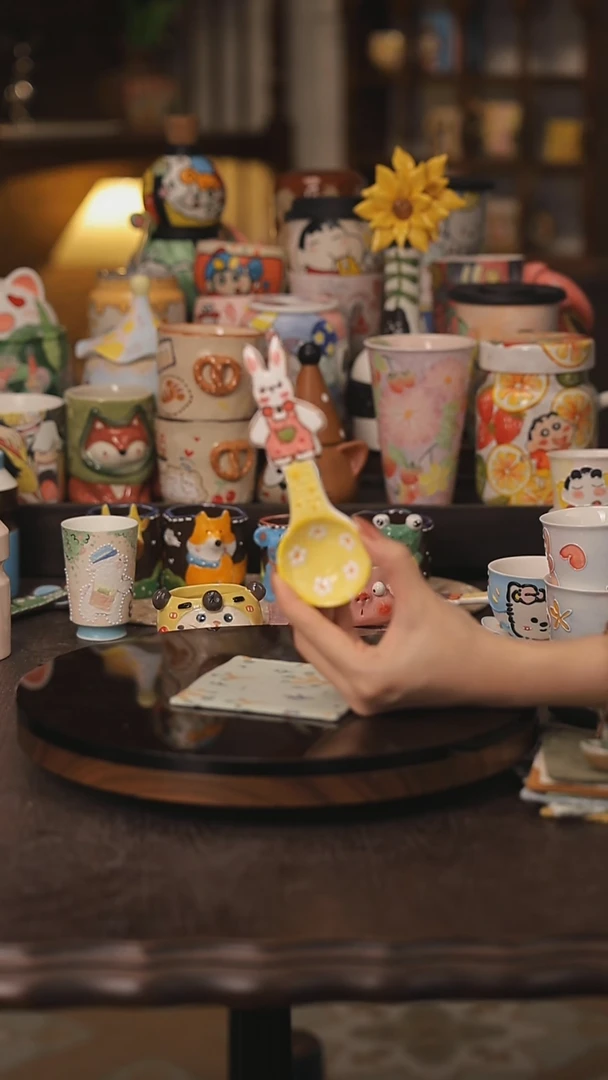 景德镇釉下彩绘设计师款式陶瓷