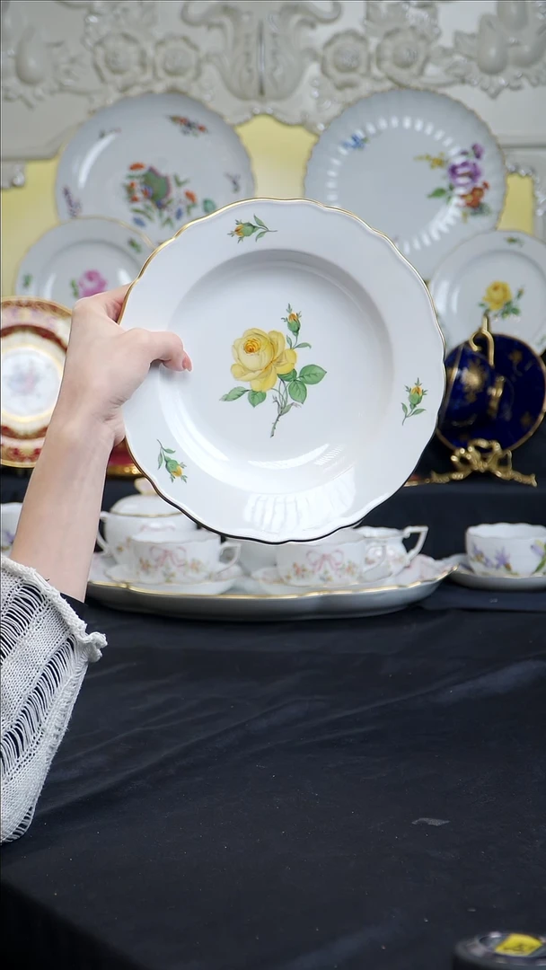 骨瓷婷婷中古器物如图所示131