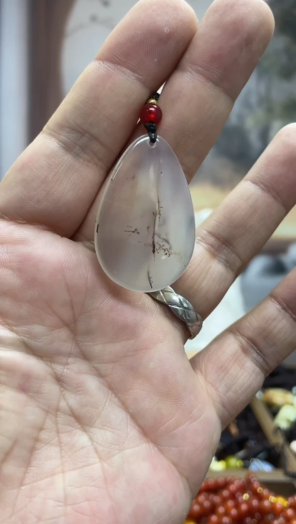 玛瑙/玉髓吊坠(赠链)未镶嵌·