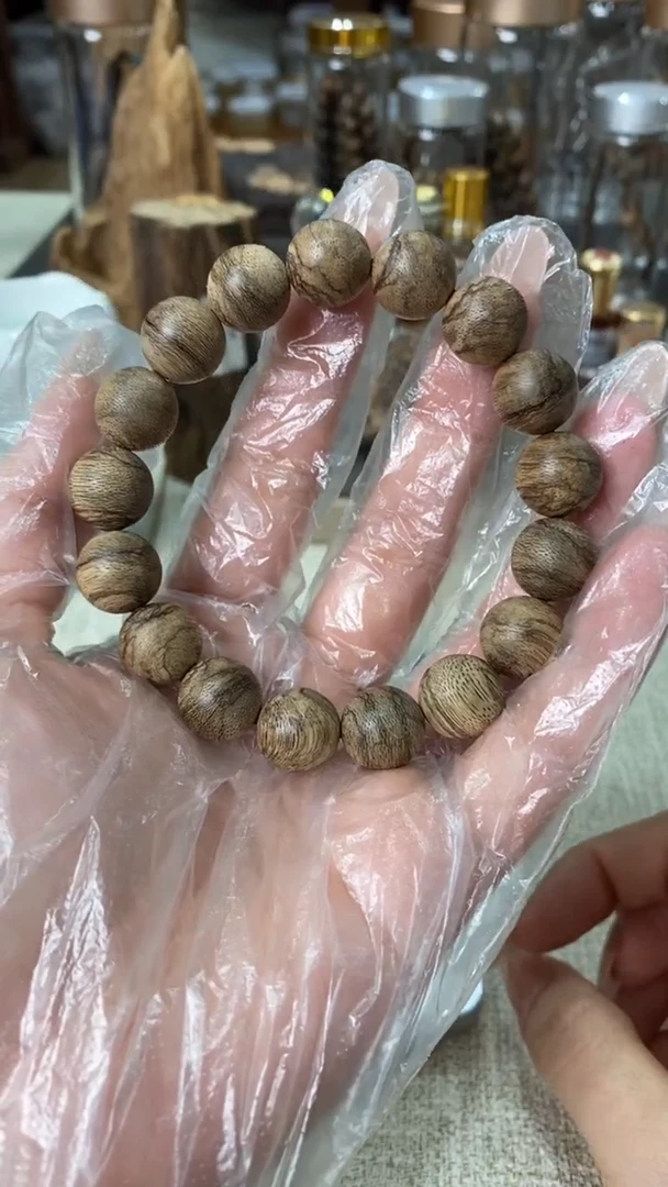 沉香沉香碎屑柬埔寨菩萨棋1.3单圈