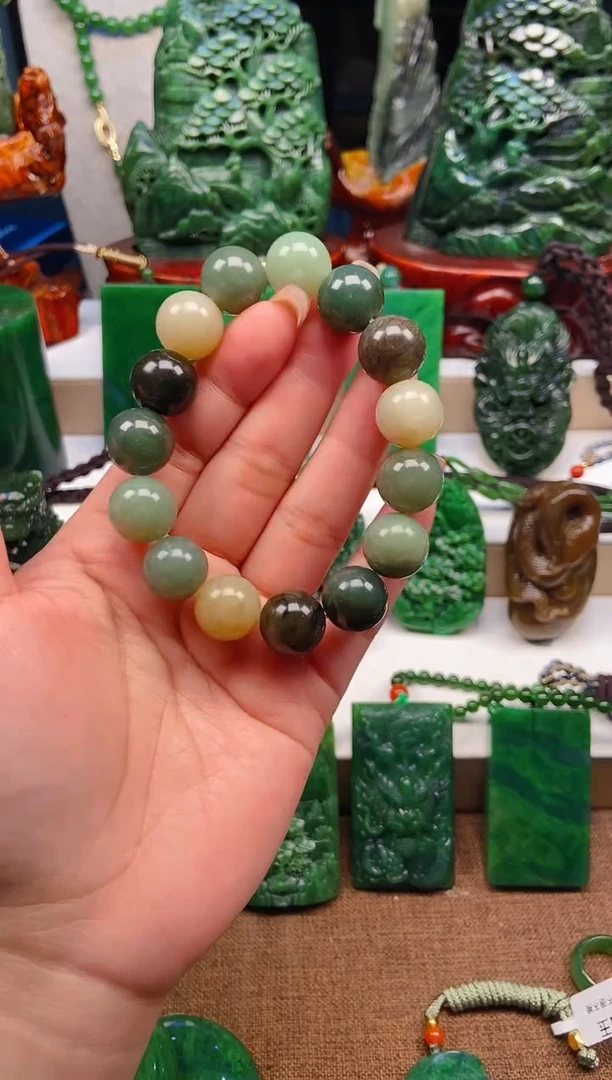 【闪购商品】和田玉未镶嵌挂件1