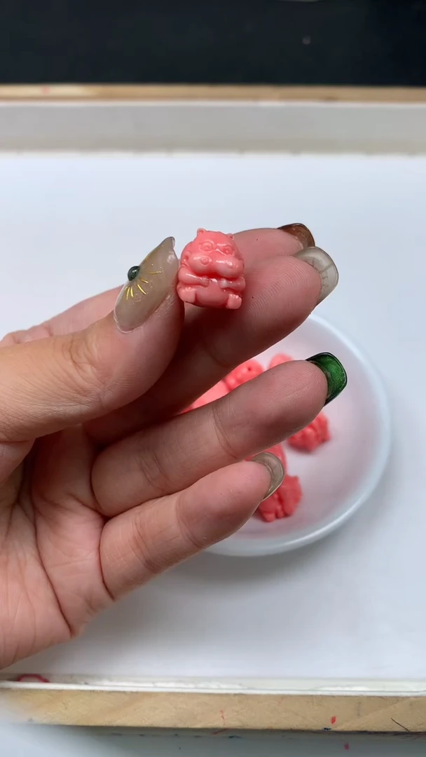 未镶嵌散珠拼合珍珠（马贝珠）A1759 女皇贝 河马13*12mm2个8.8元