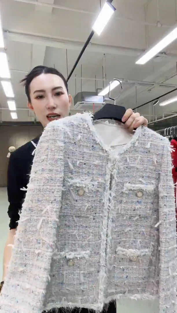 岚子闪购 2025年新款服装上衣 孤品清货 编号162
