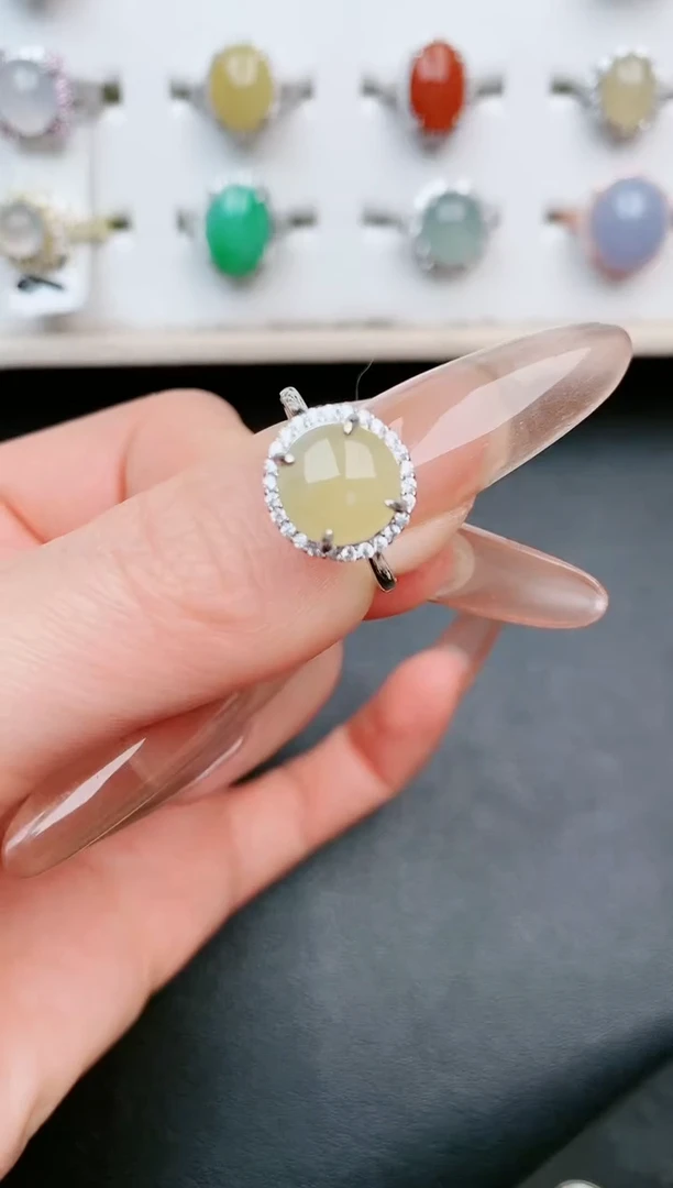 【闪购商品】翡翠戒指银S925镶嵌....