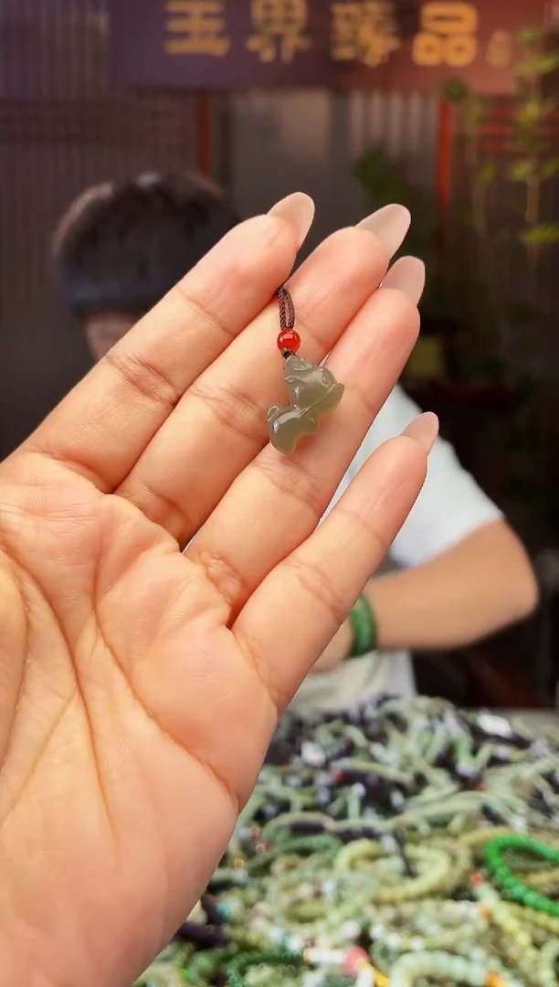 颈饰未镶嵌和田玉多样性发货拍一发一