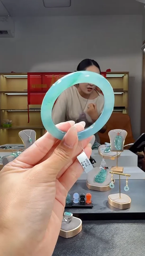 未镶嵌手镯翡翠54圈