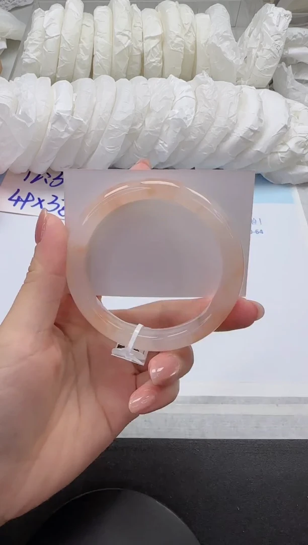 石英质玉手镯未镶嵌122-58.7