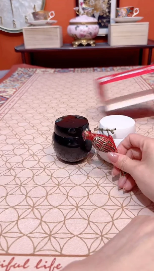 瓷片YQQQQQQQQQQQQQQ