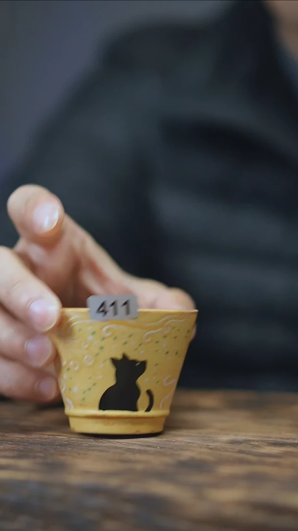 【闪购商品】411景德镇手绘玄猫单杯