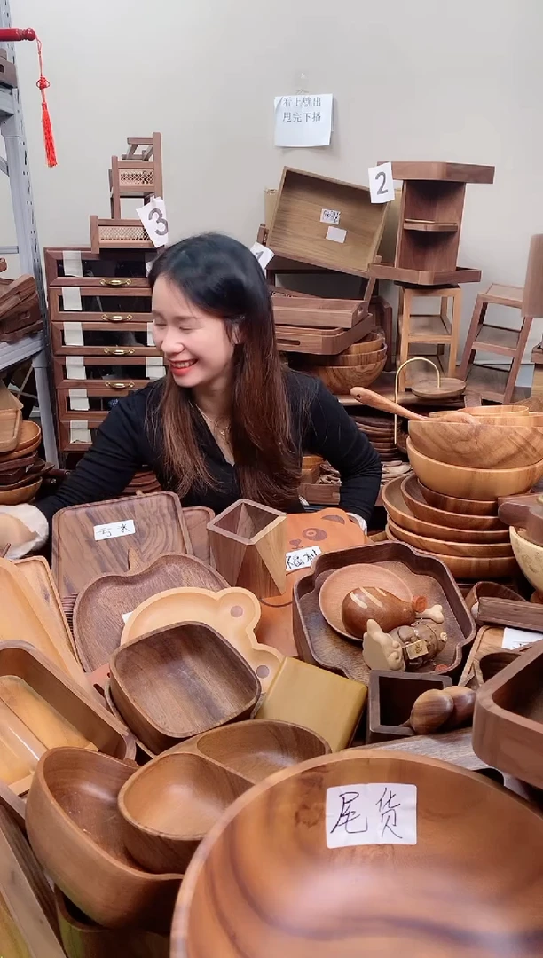木 北美黑胡桃木菱形笔筒  A