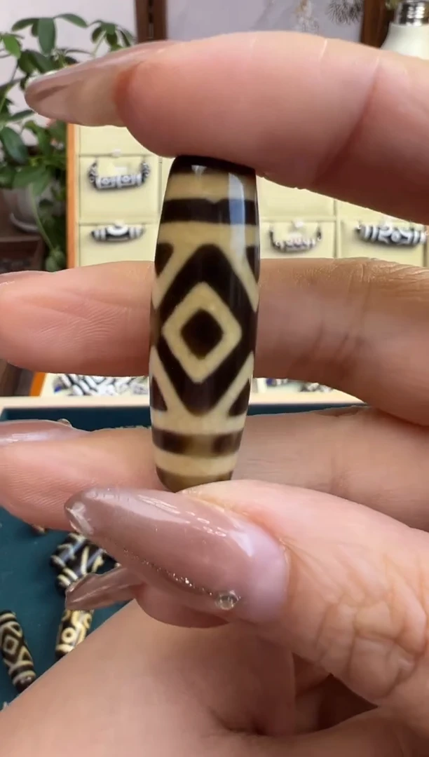 【闪购商品】玛瑙/玉髓吊坠(不含链)未镶嵌163.(微瑕随机发货)