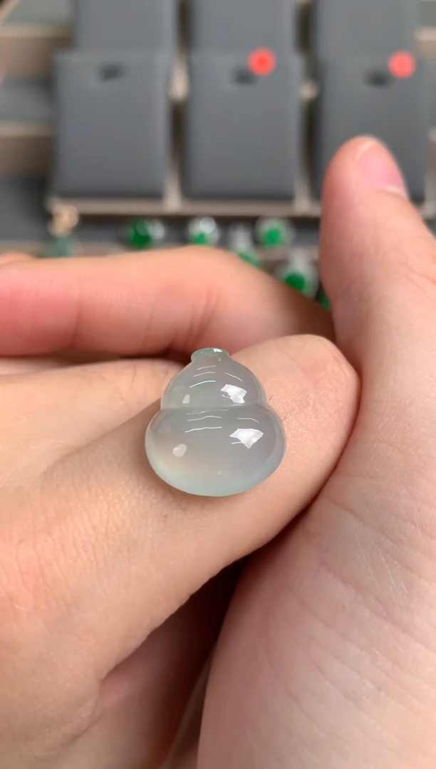 未镶嵌定制翡翠裸玉