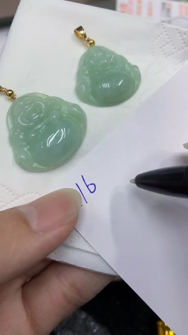 颈饰未镶嵌翡翠缅甸A货翡翠多样性发其一