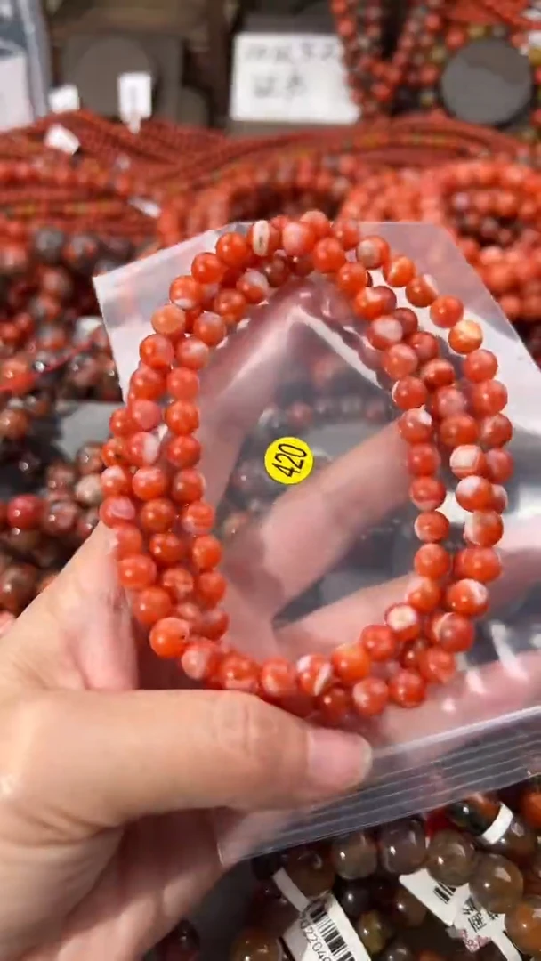 南红玛瑙手串未镶嵌7+