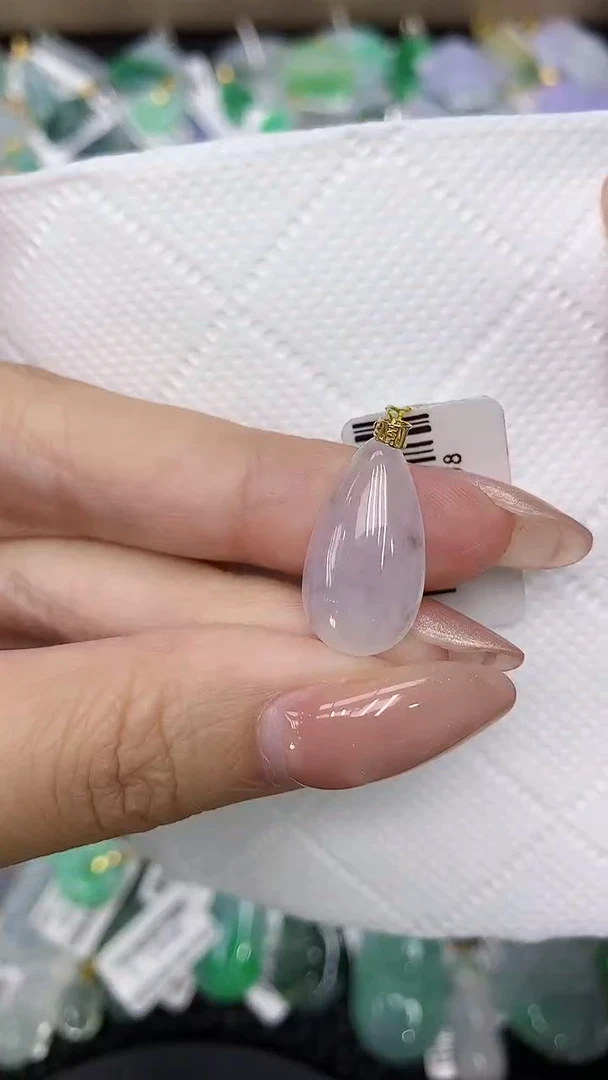 颈饰18K金镶嵌翡翠11111111111