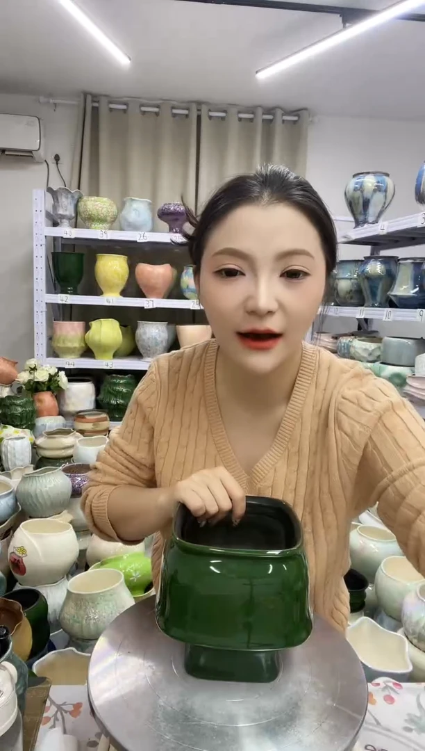 【12.1】花盆 高度：  15口径：12