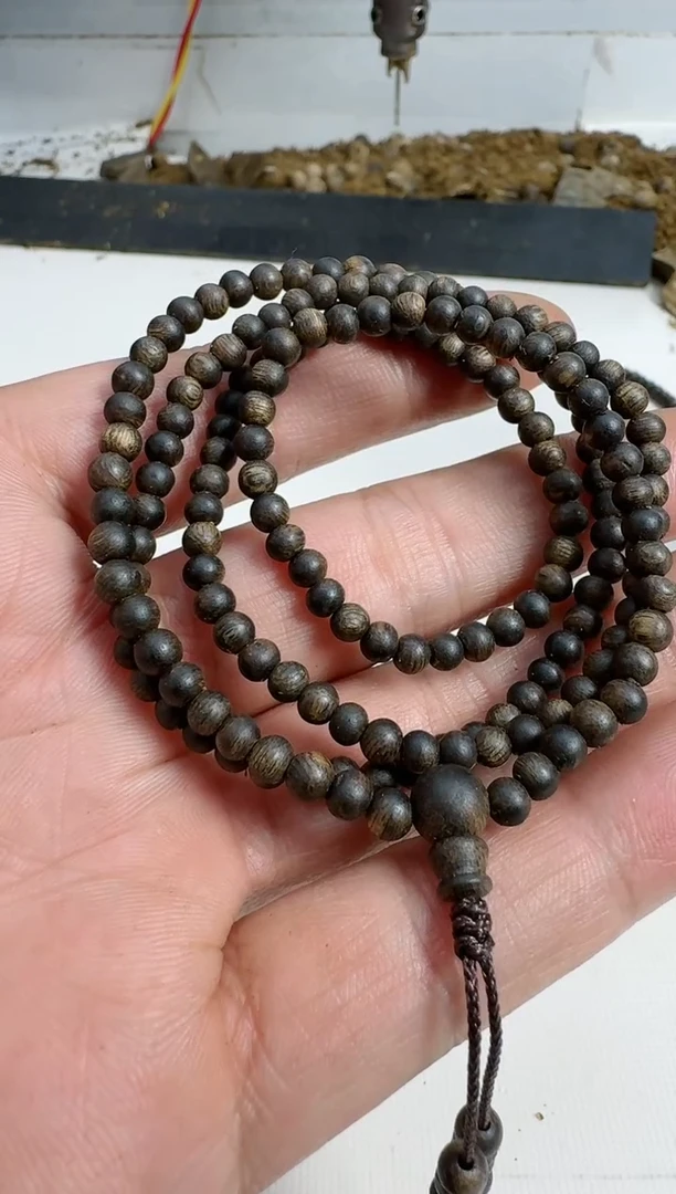 【闪购商品】沉香手串乌身0.4规格多圈6克沉水