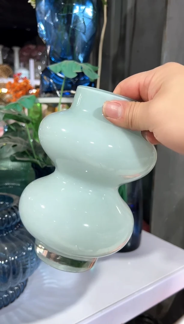 【闪购商品】无铅玻璃蓝色小葫芦微瑕，介意勿拍