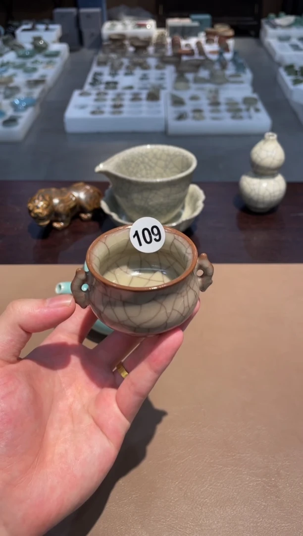 109窑承龙泉青瓷哥窑军小双耳炉