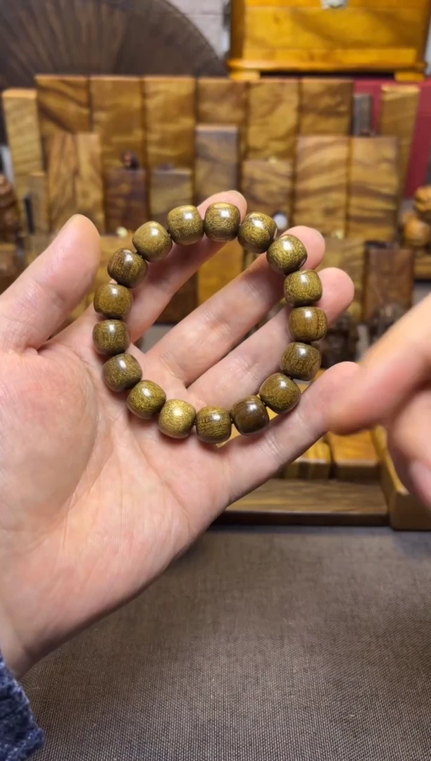 【闪购商品】楠木（金丝楠）其他1.2桶珠手串96