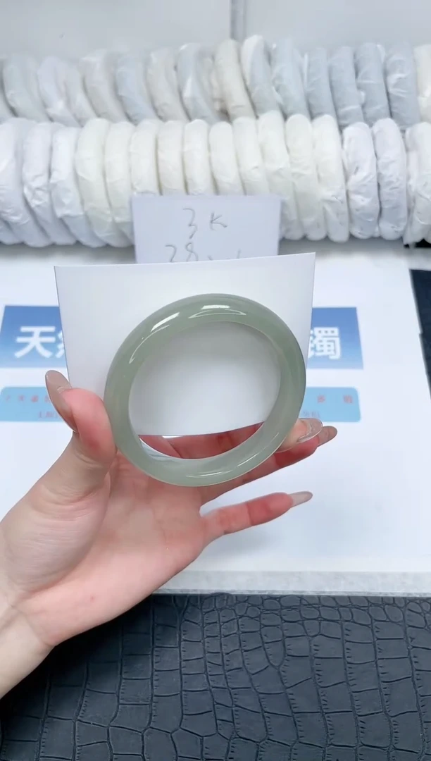 【闪购商品】石英质玉手镯未镶嵌O20-58