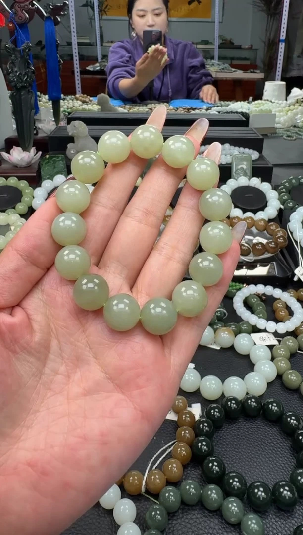 未镶嵌手链和田玉冰晴水卡14