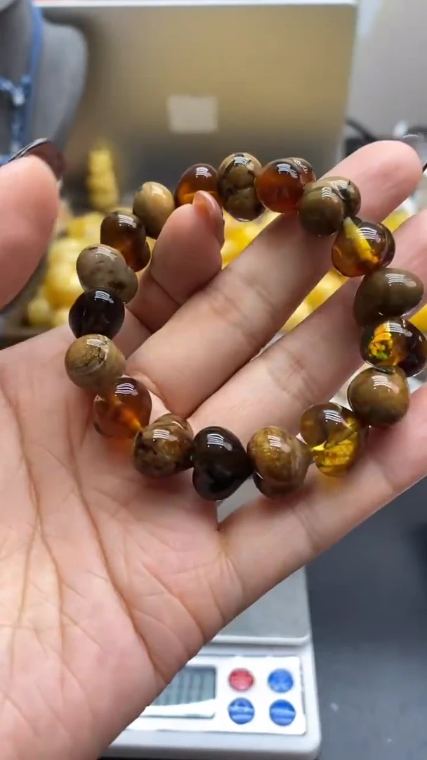 琥珀未镶嵌珠宝奇石2775