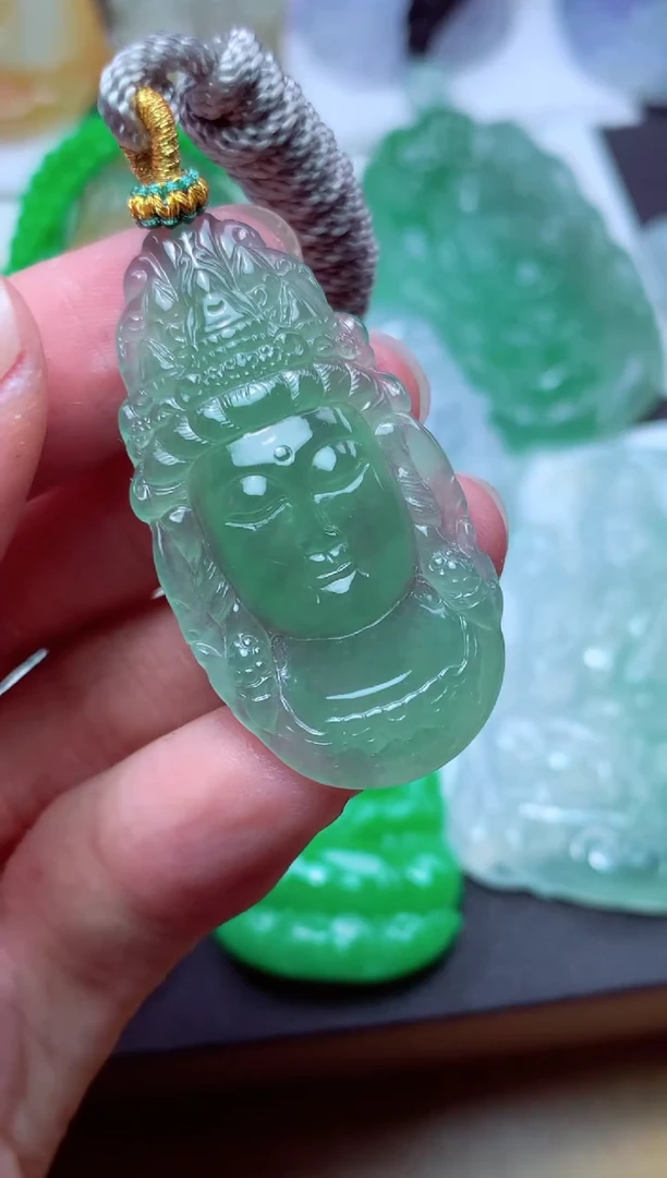 翡翠未镶嵌颈饰花****完天然翡翠A货