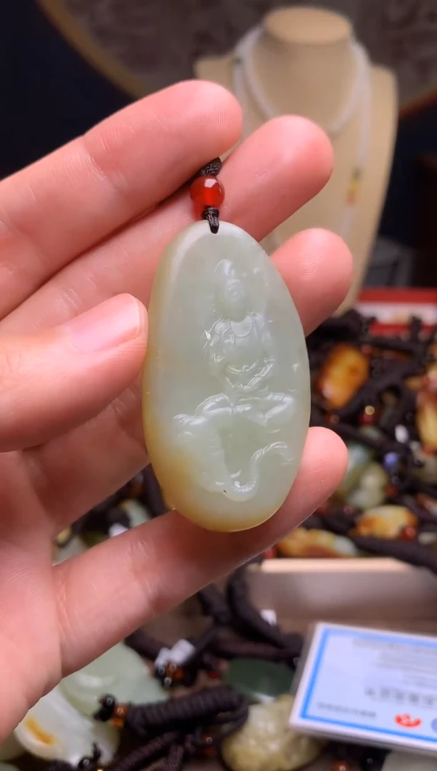颈饰未镶嵌和田玉新疆料青海料清水和田玉吊坠
