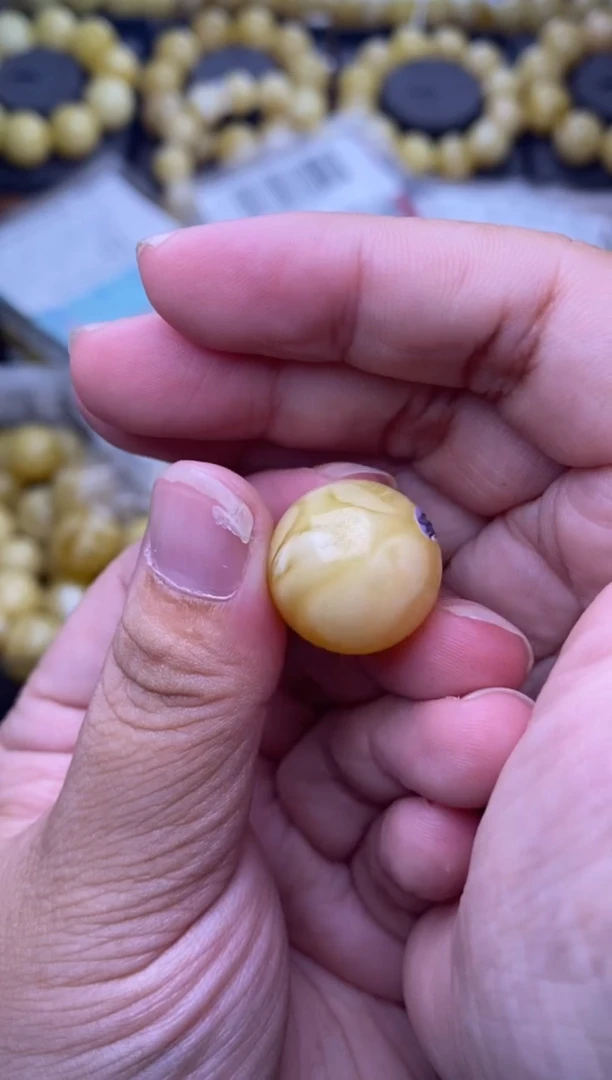 裸石琥珀未镶嵌 星筠珠宝优选109