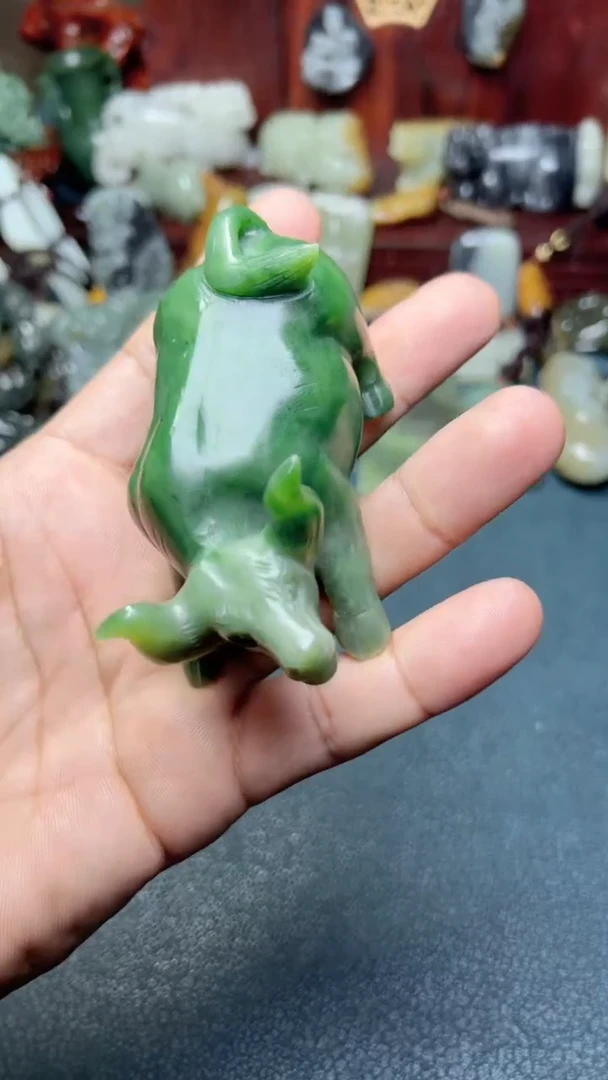 和田玉未镶嵌摆件-