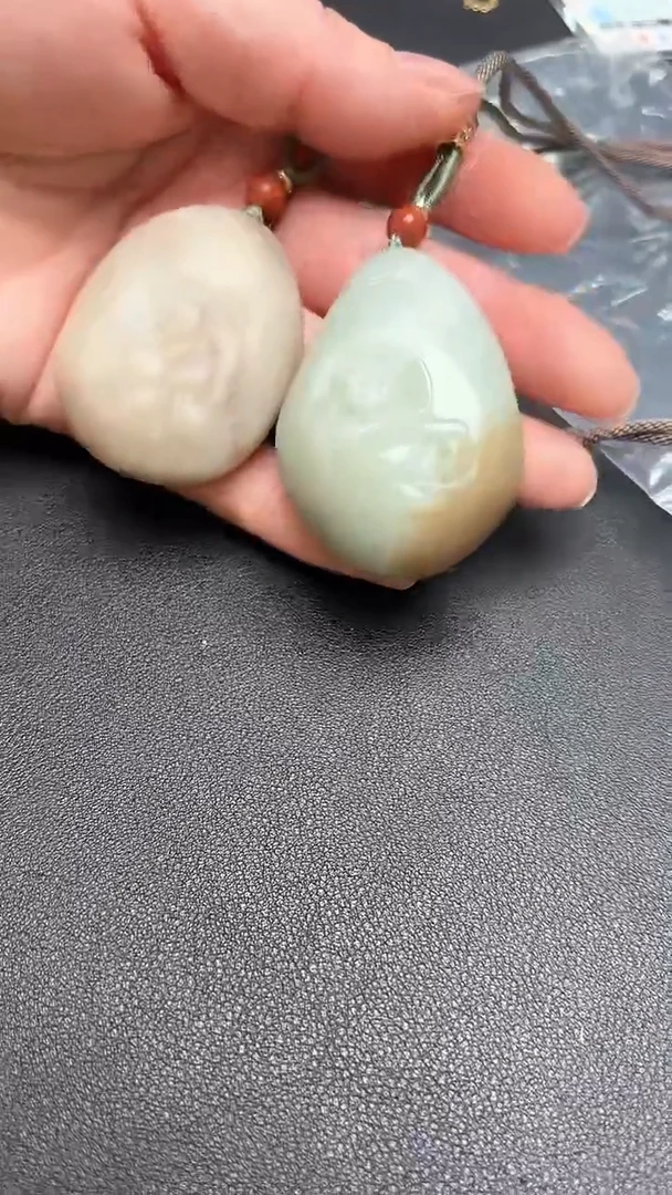 【闪购商品】和田玉吊坠(赠链)未镶嵌吊坠P-3 发其一