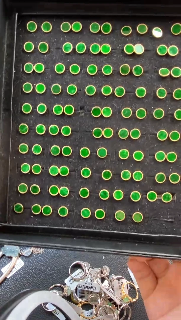 颈饰银S925镶嵌翡翠16699随机发一