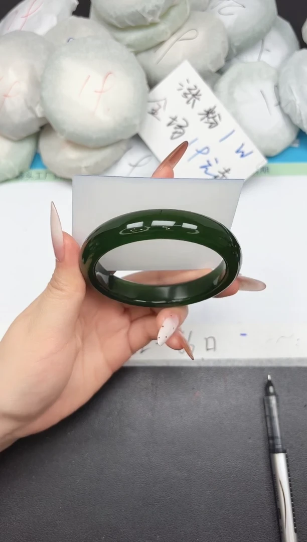 未镶嵌手镯石英质玉A146/6162