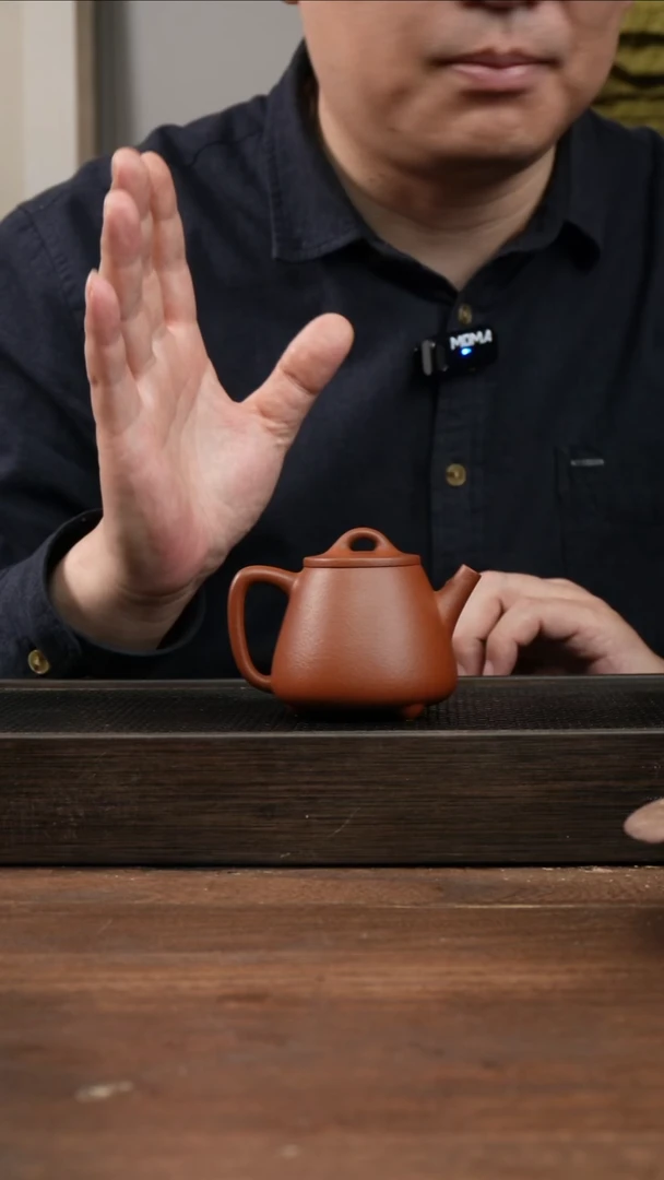 茶杯紫砂红清水高石瓢       150CC