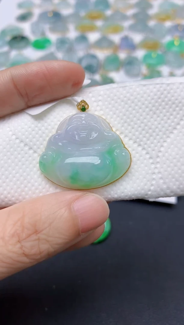 翡翠18K金镶嵌颈饰天然缅甸A货翡翠