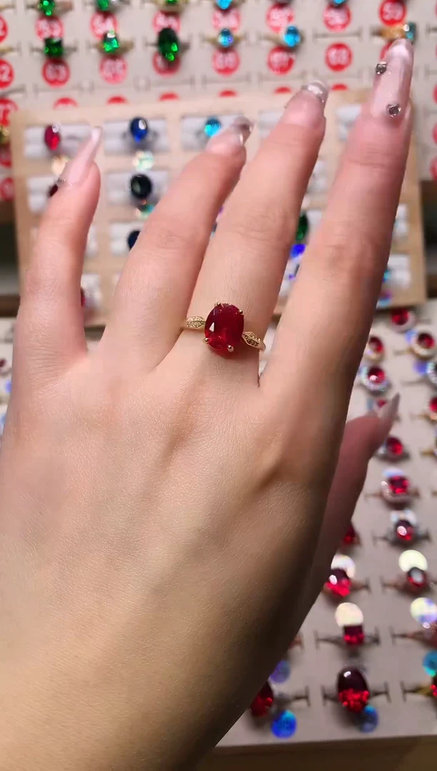 银S925镶嵌戒指红宝石8*10 金托