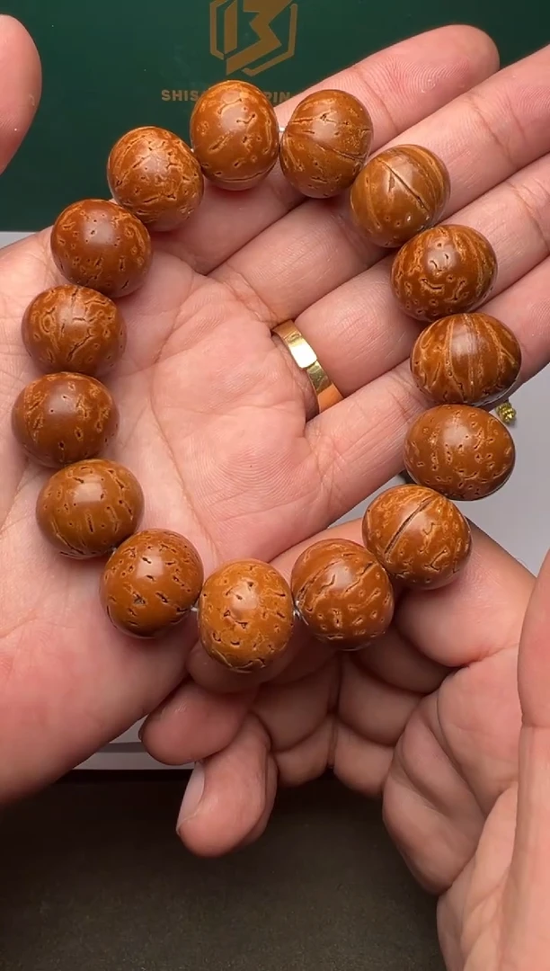 【闪购商品】桃核手串红魔桃核