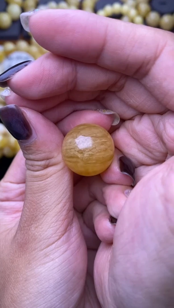 裸石琥珀未镶嵌星筠珠宝6