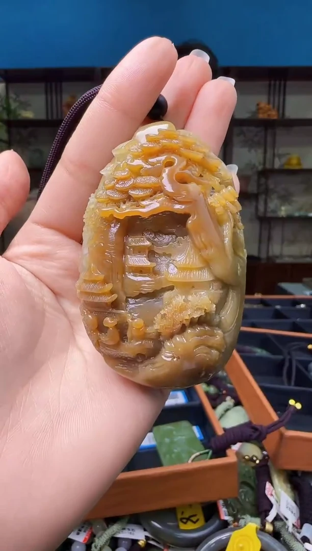 颈饰未镶嵌和田玉1