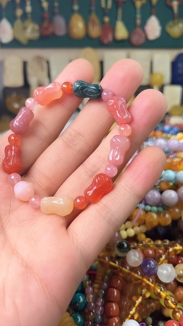 玛瑙/玉髓.未镶嵌（ 一物一件）2676