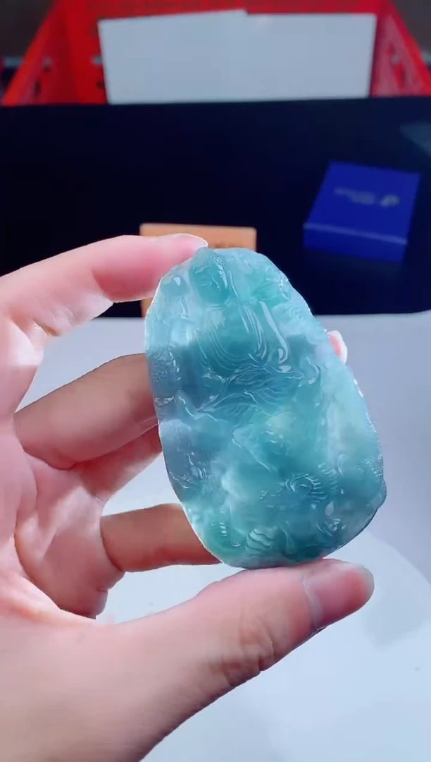 颈饰未镶嵌翡翠   ·