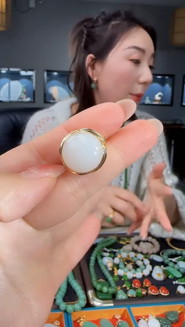 银S925镶嵌戒指和田玉静*心1