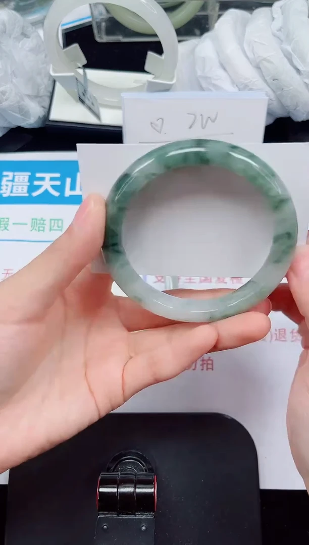 未镶嵌手镯石英质玉181-58/59
