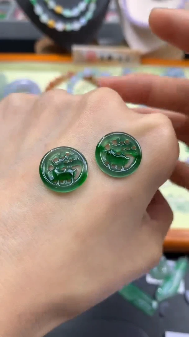 【闪购商品】定制翡翠未镶嵌翡翠