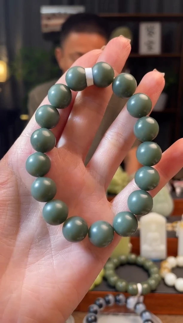 和田玉未镶嵌吊坠(不含链)沙枣青单圈