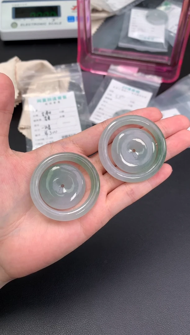 定制翡翠未镶嵌一***月模式推广期48小时鉴赏期