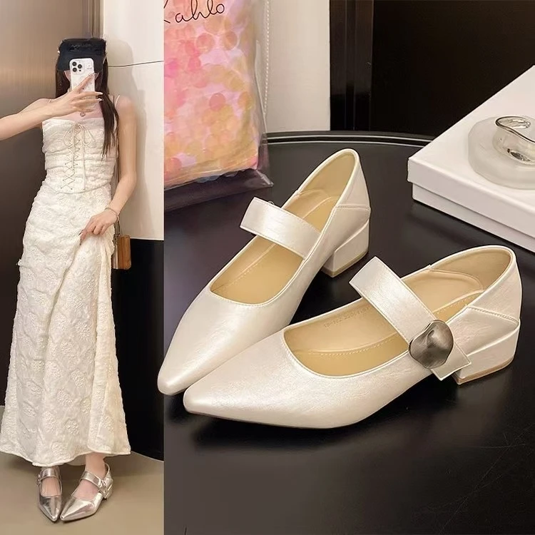 玛丽珍新款尖头气质中跟百搭法式夏季鞋子女士时尚粗跟高跟方头