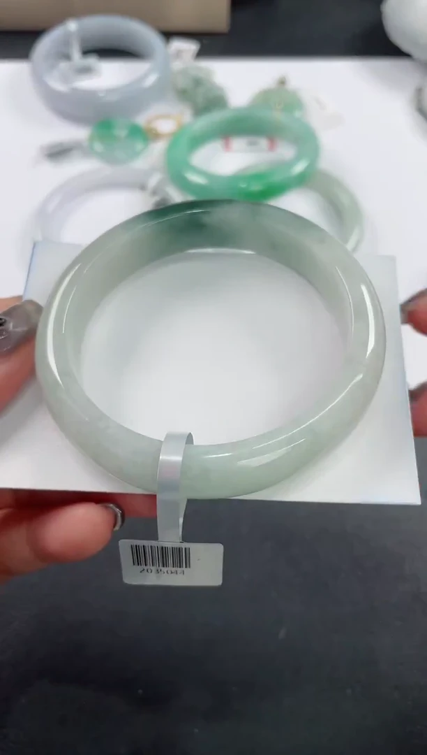 未镶嵌手镯翡翠基地发货H3383