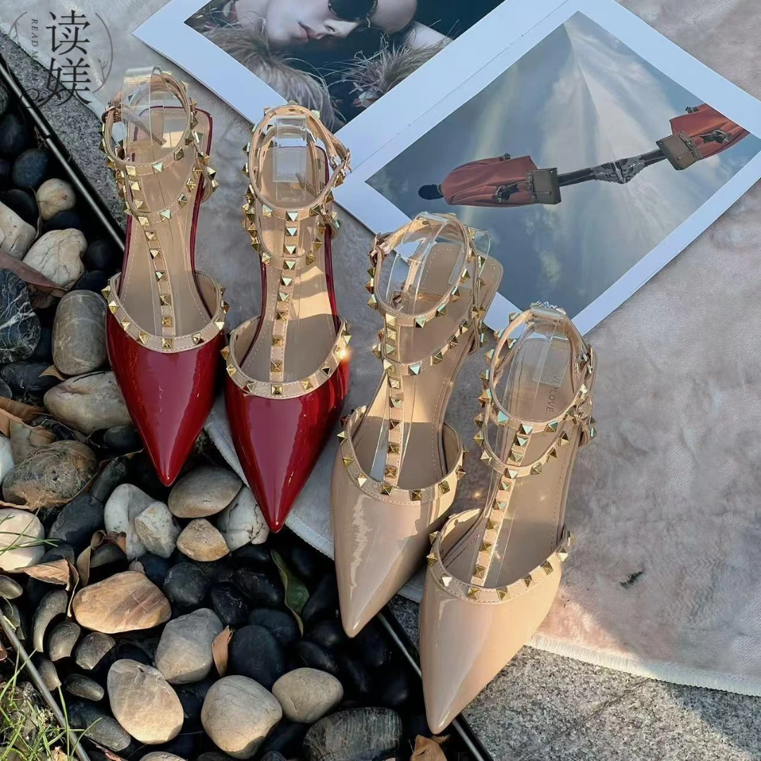读媄【华家经典】3cm新款裸色高跟细跟漆皮铆钉浅包头凉鞋 6688-10